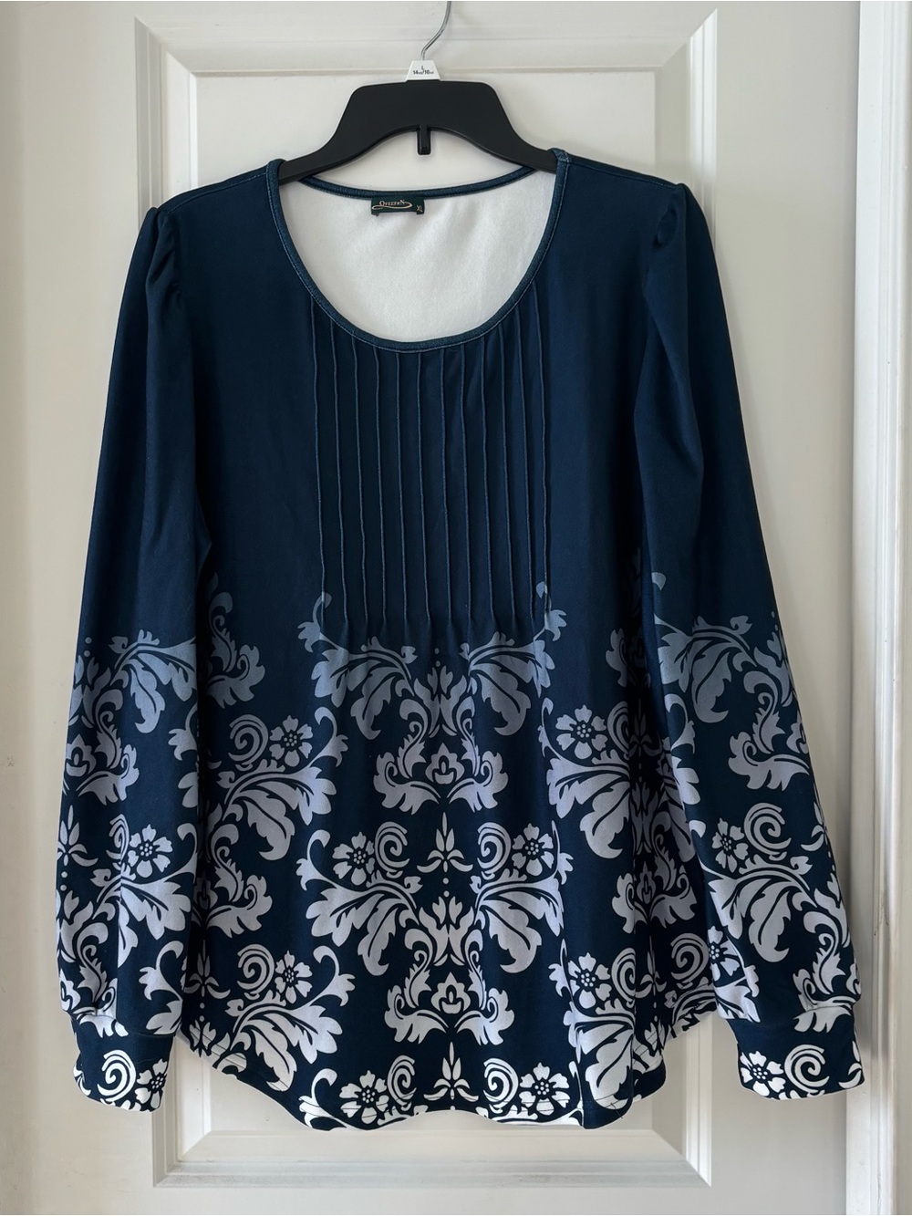 Ofeefan Women’s Navy Blue Floral Print Long-Sleeve Top XL